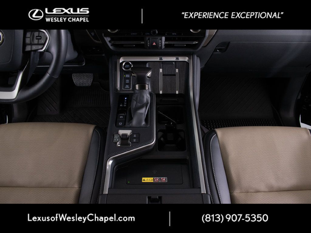 Certified 2025 Lexus GX 550 AWD/4WD image 19