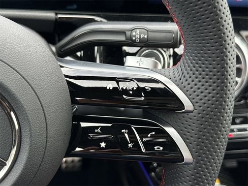 New 2025 Mercedes-Benz GLA 250 image 23