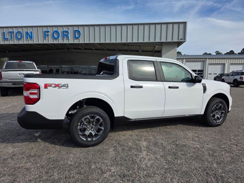 New 2025 Ford Maverick XLT w/ XLT Luxury Package AWD/4WD image 3