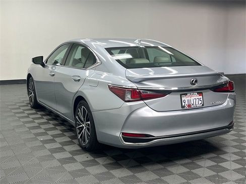 Certified 2024 Lexus ES 300h w/ Premium Package image 7