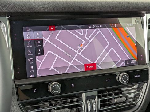 New 2026 Porsche Macan AWD/4WD image 18