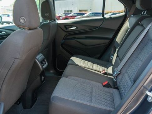 Used 2022 Chevrolet Equinox LT image 13