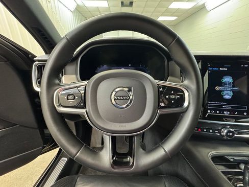 Used 2022 Volvo S90 B6 R-Design w/ Advanced Package AWD/4WD image 35