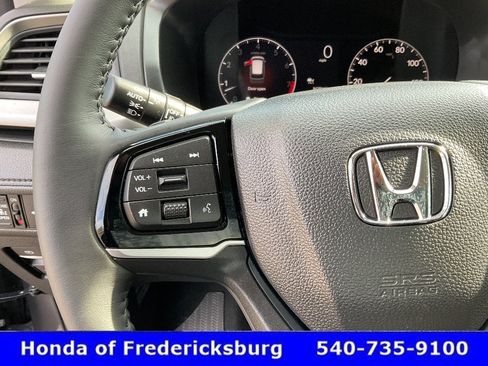 Certified 2026 Honda Odyssey EX-L image 35