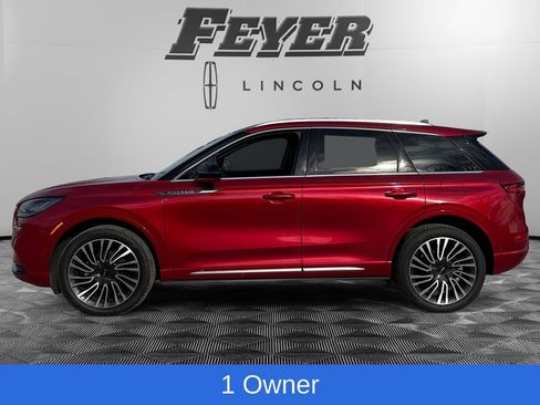 Used 2022 Lincoln Corsair Reserve w/ Equipment Group 201A AWD/4WD image 4
