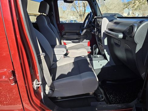 Used 2007 Jeep Wrangler X w/ Dual Top Group image 24