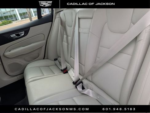 Used 2024 Volvo S60 B5 Core FWD image 25