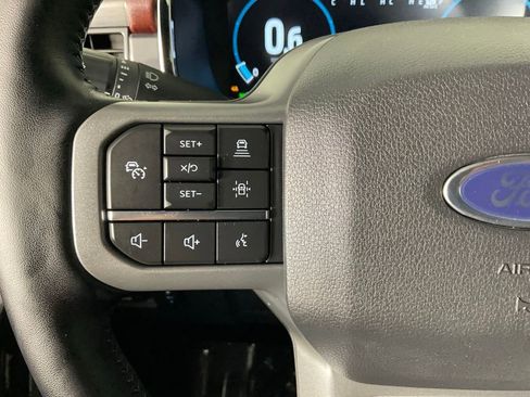 Used 2022 Ford F150 Lariat w/ Equipment Group 502A High image 23