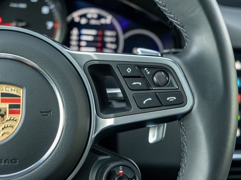 Certified 2023 Porsche Cayenne S image 28