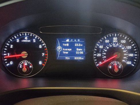 Used 2018 Kia Sorento LX image 23