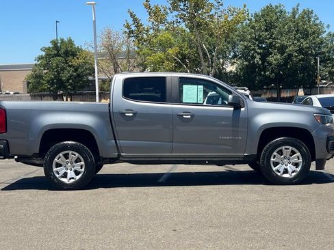 Used 2022 Chevrolet Colorado LT RWD image 3
