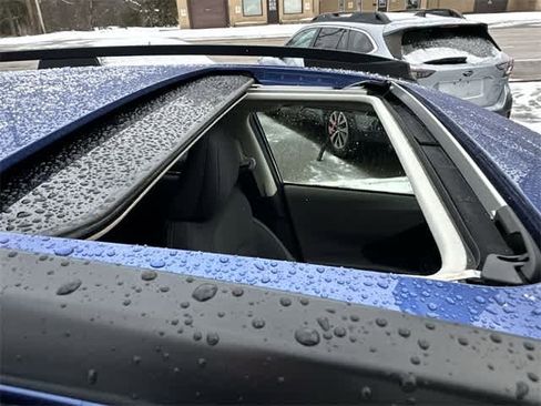 Certified 2025 Subaru Crosstrek 2.0i Premium image 6