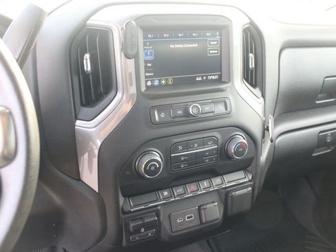Used 2022 Chevrolet Silverado 2500 Custom w/ Custom Value Package AWD/4WD image 23