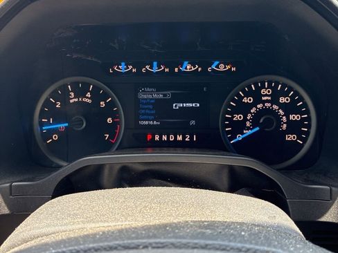 Used 2016 Ford F150 XLT w/ Equipment Group 302A Luxury AWD/4WD image 7
