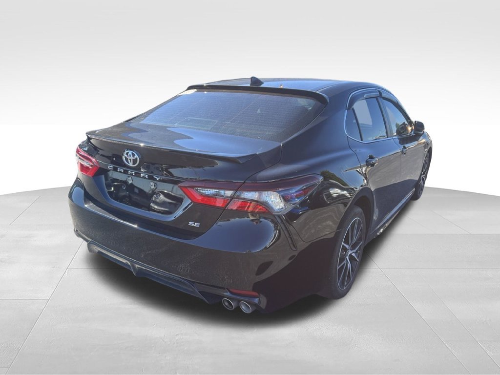 Used 2024 Toyota Camry SE FWD image 9