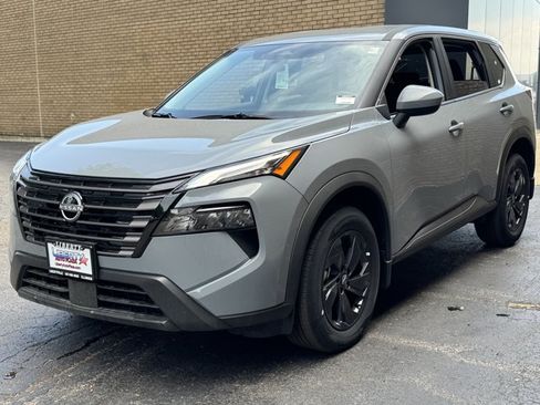 New 2026 Nissan Rogue SV w/ Cold Weather Package AWD/4WD image 24