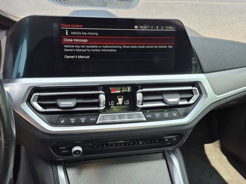 Used 2023 BMW M440i Convertible RWD image 23