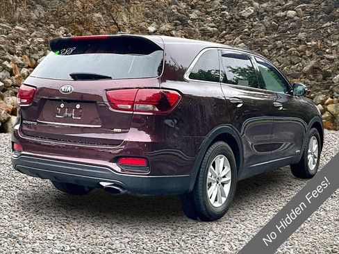 Used 2019 Kia Sorento AWD image 2