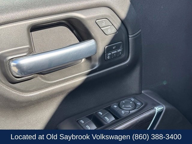Used 2019 Chevrolet Silverado 1500 LTZ AWD/4WD image 39