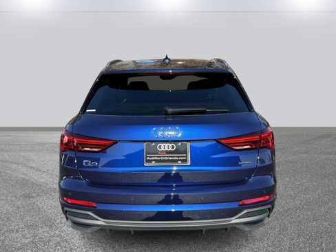 Certified 2025 Audi Q3 2.0T Premium w/ Convenience Package image 5