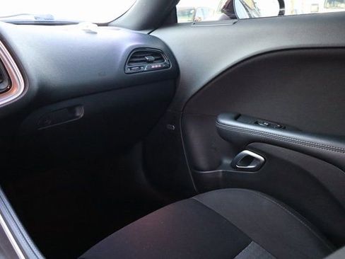 Used 2022 Dodge Challenger R/T Scat Pack w/ Driver Convenience Group image 39