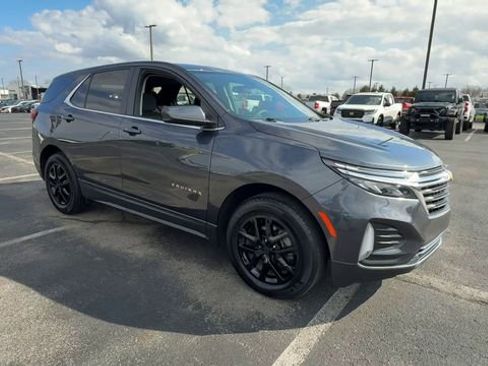 Used 2023 Chevrolet Equinox LT FWD image 2