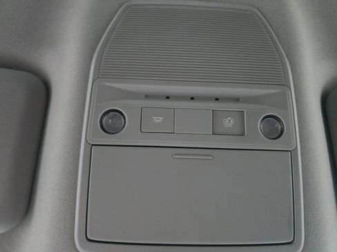 New 2026 Nissan Sentra SV image 7