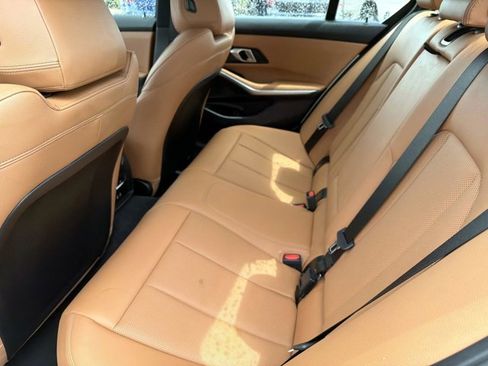 Used 2025 BMW 330i Sedan w/ M Sport Package image 12