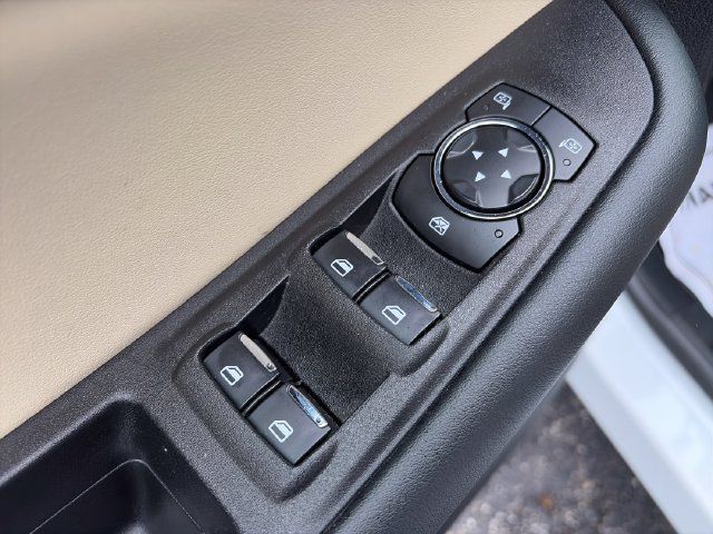 Used 2024 Ford Edge SEL w/ Convenience Package AWD/4WD image 19