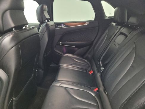 Used 2019 Lincoln MKC Reserve AWD/4WD image 18