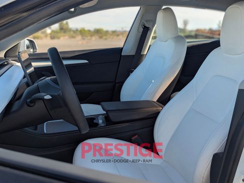 Used 2023 Tesla Model 3 Standard Range image 26