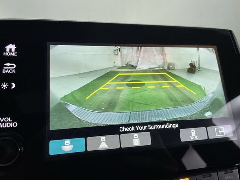 Used 2023 Honda Odyssey Touring image 15