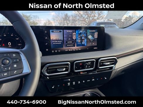 New 2026 Nissan Sentra SR w/ SR Premium Package FWD image 16