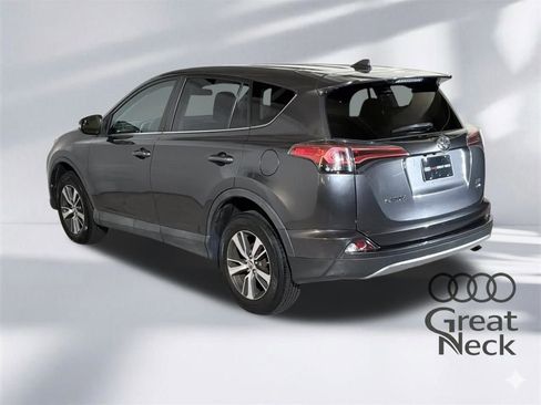 Used 2018 Toyota RAV4 XLE w/ All Weather Liner Package image 7