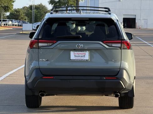 Used 2023 Toyota RAV4 XLE Premium FWD image 5