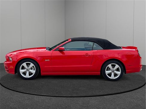 Used 2013 Ford Mustang GT Premium w/ Security Pkg image 5