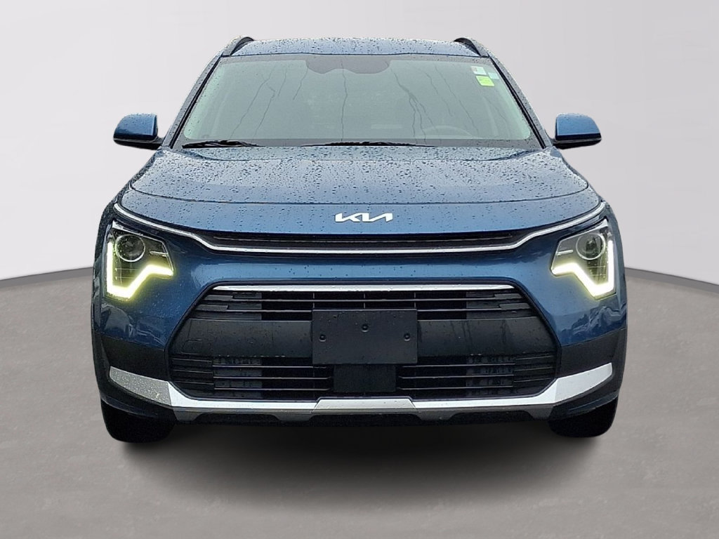 Certified 2025 Kia Niro EX w/ EX Cold Weather Package FWD image 2