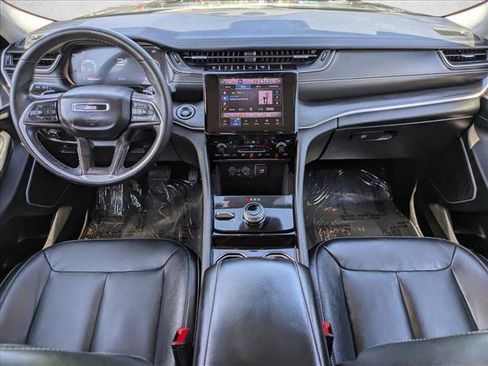 Used 2021 Jeep Grand Cherokee L Limited AWD/4WD image 16