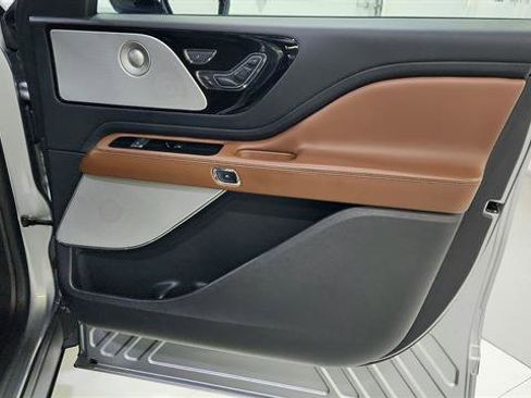 Used 2020 Lincoln Aviator Reserve w/ Equipment Group 202A AWD/4WD image 33