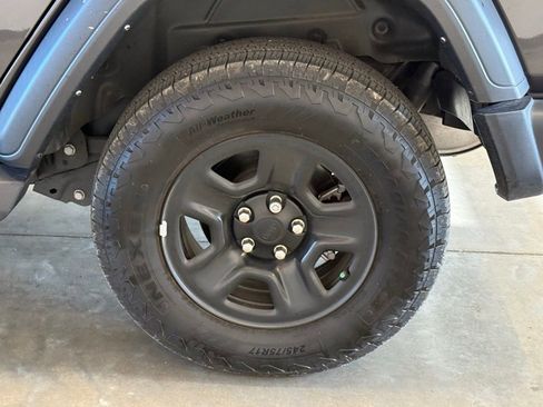 Used 2024 Jeep Wrangler Sport image 9