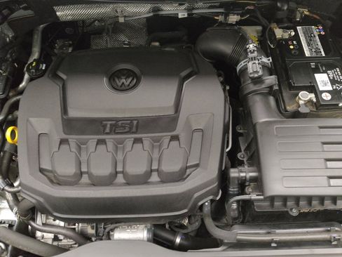 Used 2020 Volkswagen Tiguan SE w/ Panoramic Sunroof Package image 30