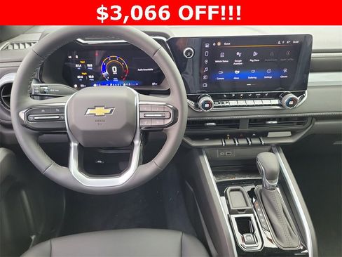 New 2025 Chevrolet Colorado LT w/ LT Convenience Package image 4