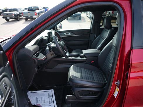 Used 2025 Ford Explorer ST-Line w/ Premium Package AWD/4WD image 22