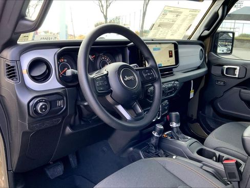 New 2026 Jeep Gladiator Sport AWD/4WD image 6