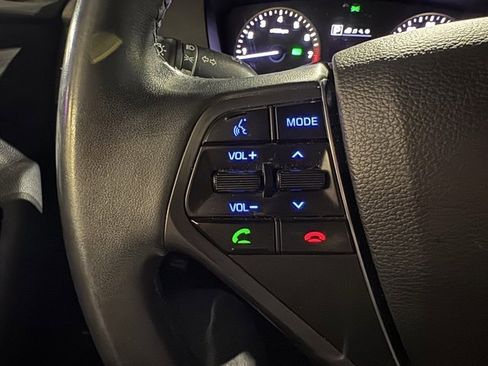 Used 2016 Hyundai Sonata Sport w/ Option Group 02 image 16