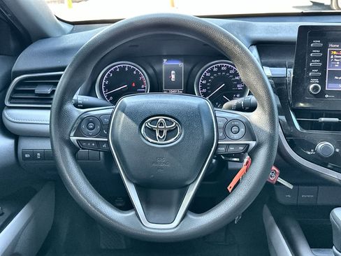 Used 2021 Toyota Camry LE image 22