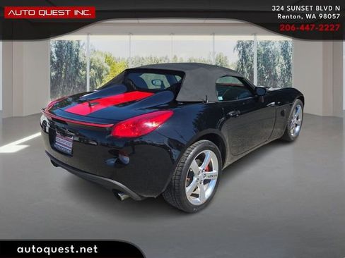 Used 2007 Pontiac Solstice GXP w/ Premium Package RWD image 5