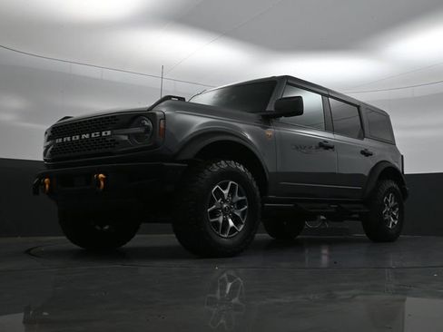 Used 2024 Ford Bronco Badlands image 26