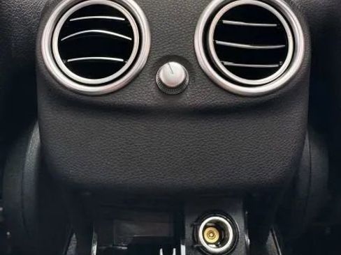 Used 2015 Mercedes-Benz C 300 4MATIC Sedan image 50