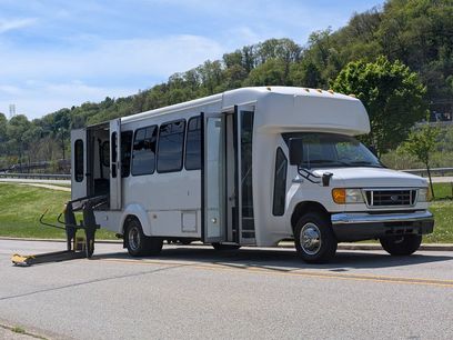 Used 2007 Ford E-450 and Econoline 450